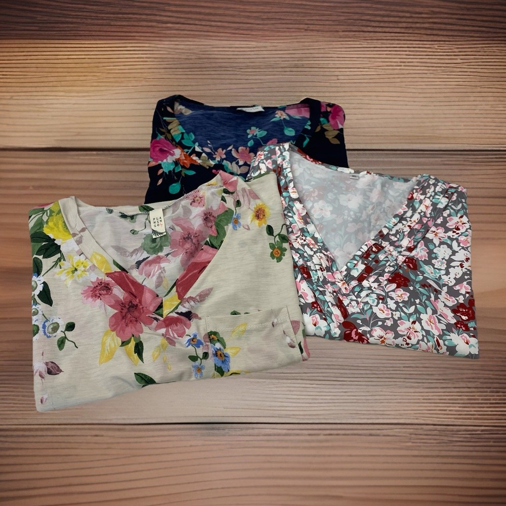Lot Of 3 Womans XL Extra Large Floral V Neck Professional Workwear Blouse