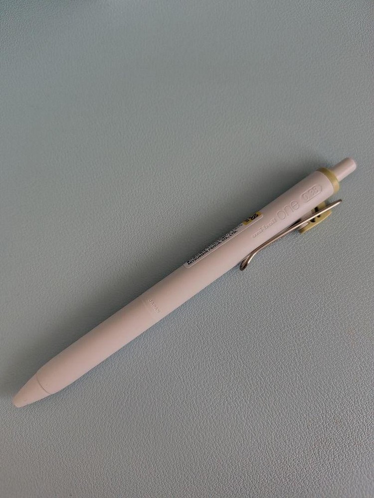 Uniball One Pistachio Cream Ballpoint Pen - Limited Edition Rare Pastel Color