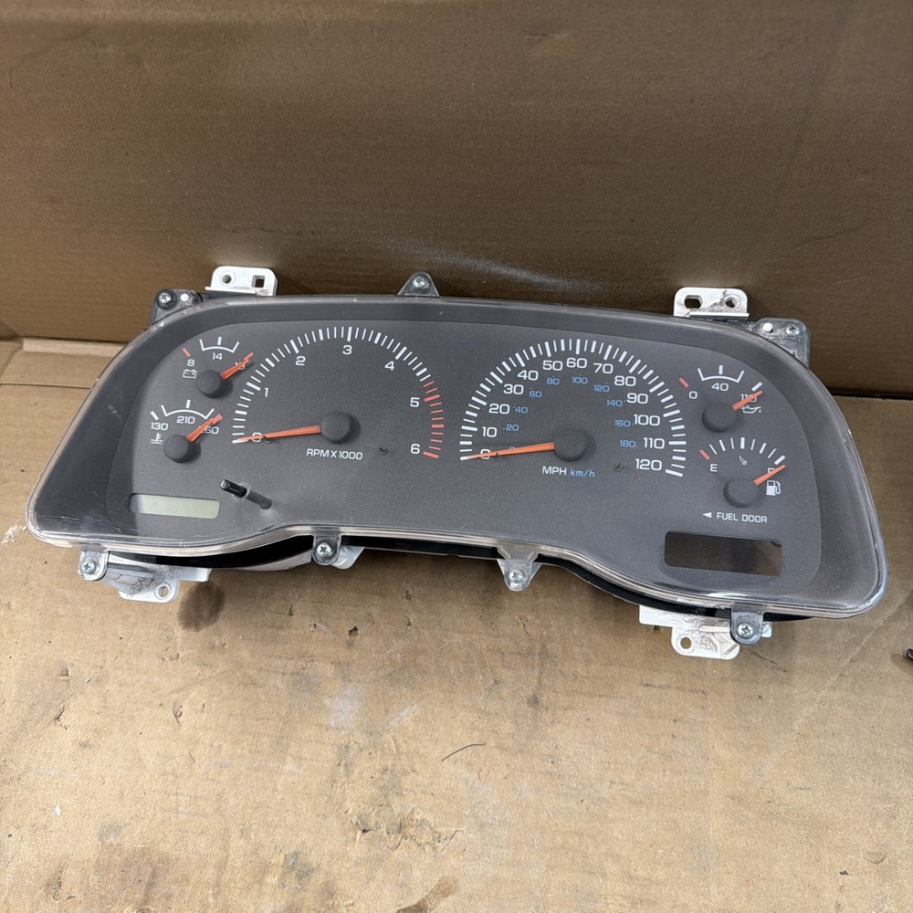 🦍01-03 DURANGO Speedometer Cluster unknow mileage