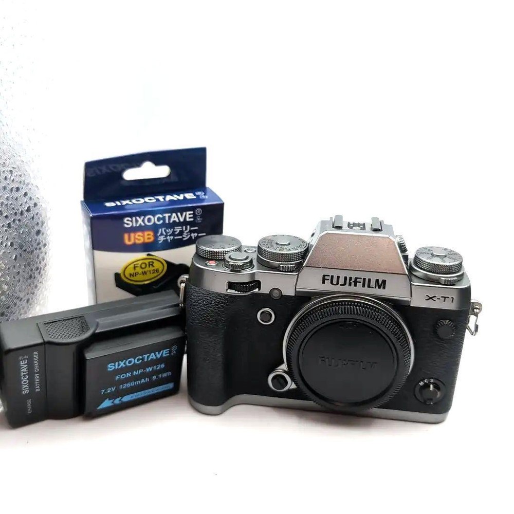 Fujifilm X-T1 16.3MP Mirrorless Digital Camera Silver X Mount Tested & Working