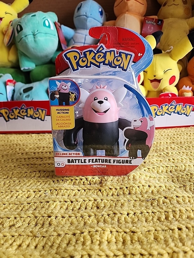 Pokemon Series 1 Battle Feature Figure Bewear Hugging Action Box Wear