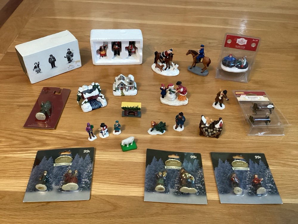 Vintage Miniature Lemax Holiday Christmas Village Figures OWell Set  