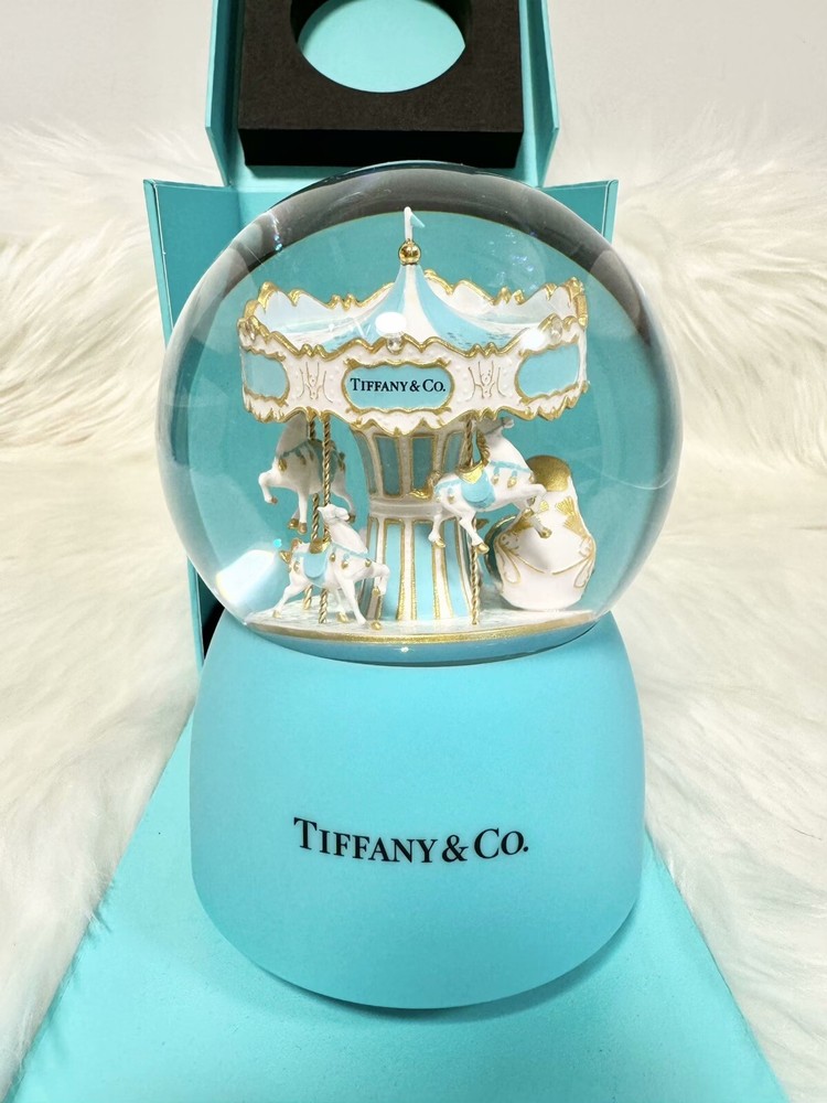 Tiffany & Co Carousel Musical Snow Globe Brand New In Box Christmas Gift
