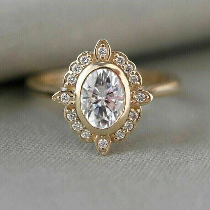 2Ct Oval Cut Simulated Diamond Women's Wedding Band Ring 14k Yellow Gold Plated