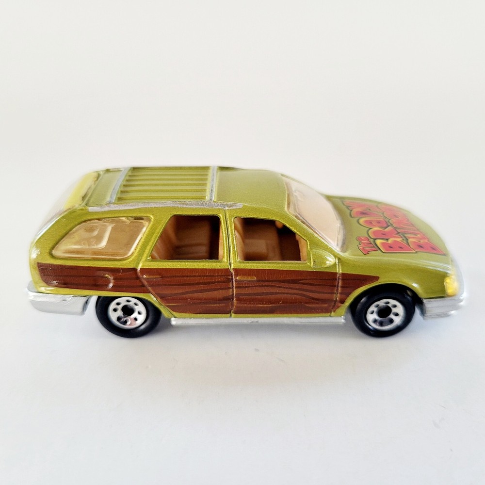 Matchbox The Brady Bunch Station Wagon Star Car Collection Plymouth Satellite