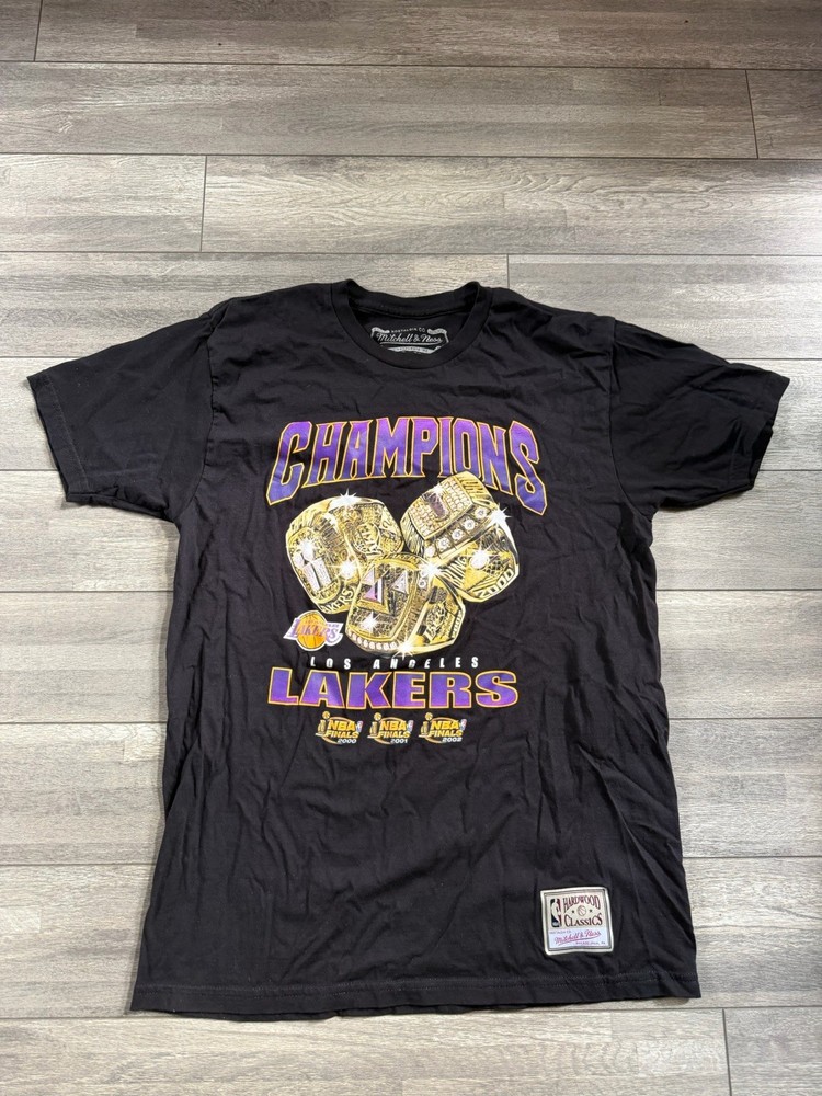 Los Angeles Lakers NBA Finals 3-Peat 2000-02 Mitchell & Ness T-Shirt Men's Med
