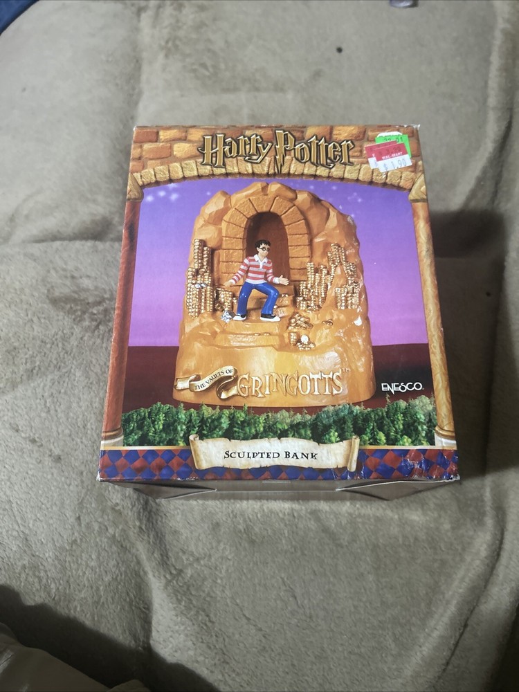 Harry Potter the vault of grind sculpture bank