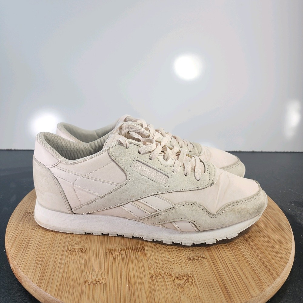 Women's Reebok Classic Cream Pink Suede Sneakers Size 9 Casual Shoes