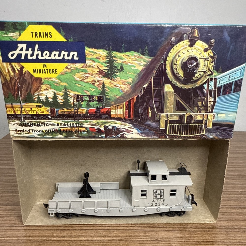 HO Scale Athearn 1280 ATSF Santa Fe Work Caboose Built In Box