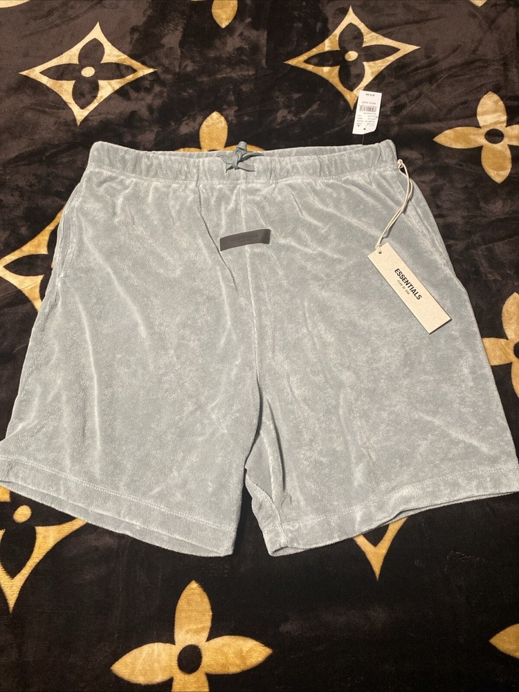 Fear of God Essentials Terry Shorts for Men Lined Drawstring Logo Sycamore Size M