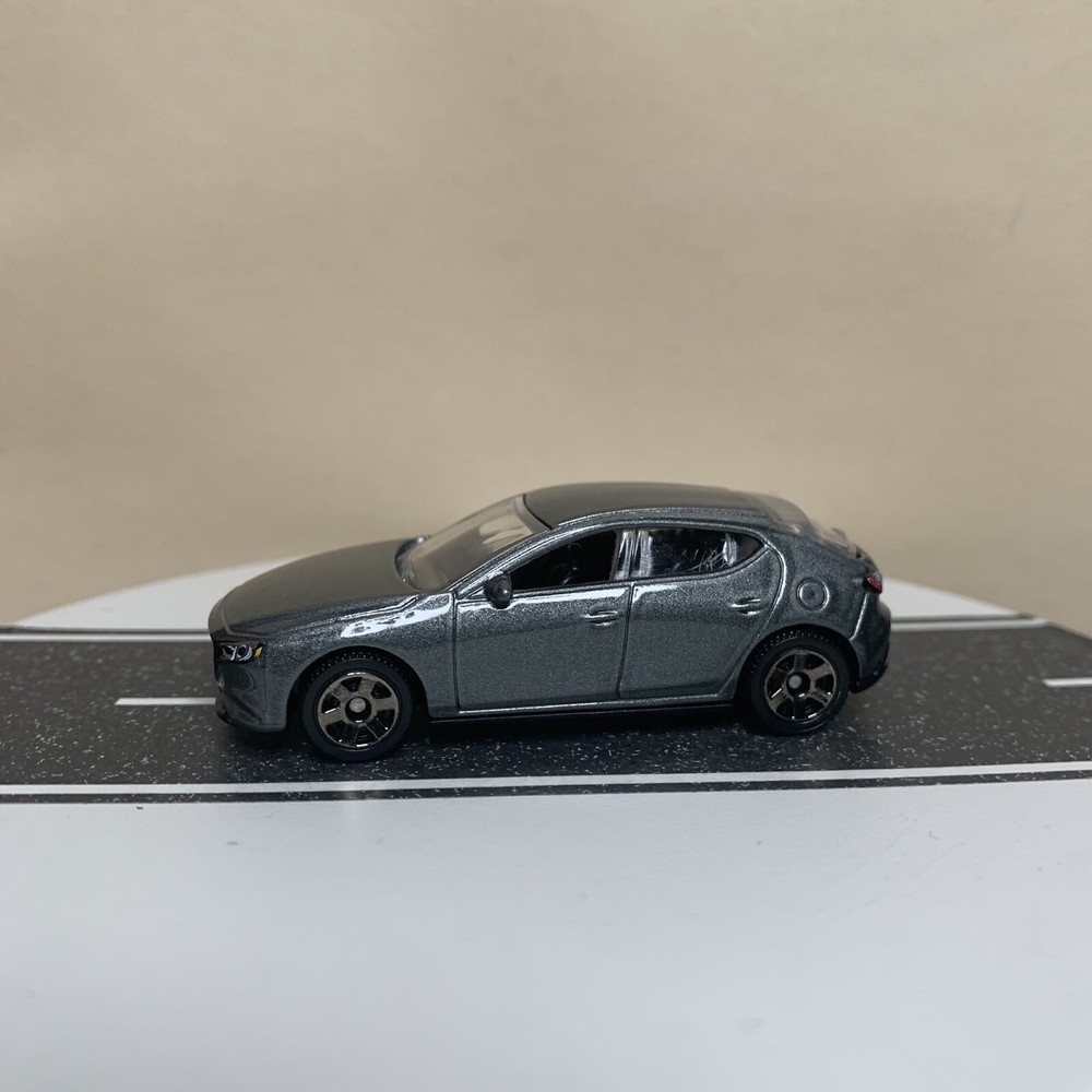 2022 Matchbox #80 2019 Mazda 3 Hatchback Gray Metallic w/6 Spoke Wheels 1:64 NM