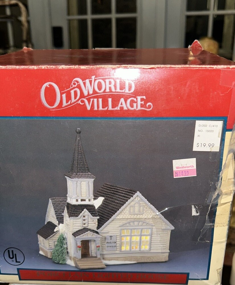 1990 Vintage Old World Village Cathedral Lighted House IOB Collectible
