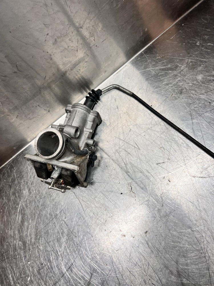 Suzuki RGV250 RGV 250 Carburettor Mikuni Carb Oem Genuine Original Part 32mm