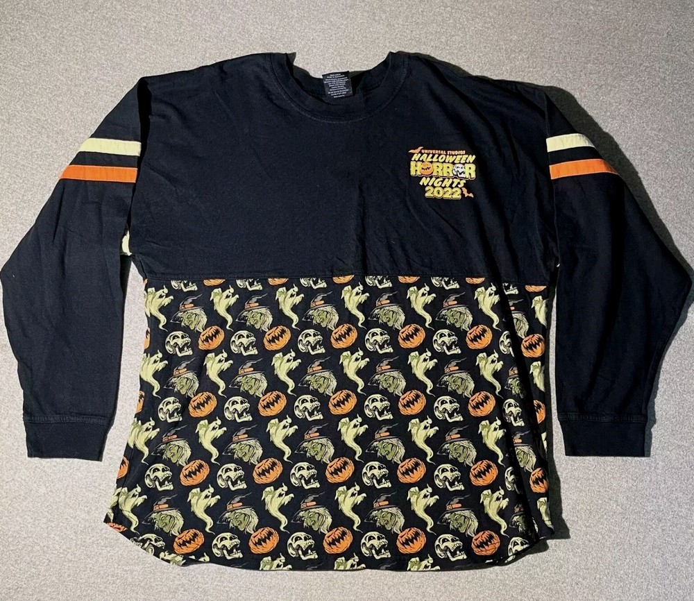 Universal Studios Halloween Horror Nights 2022 Shirt Women Size XL Skulls Ghosts