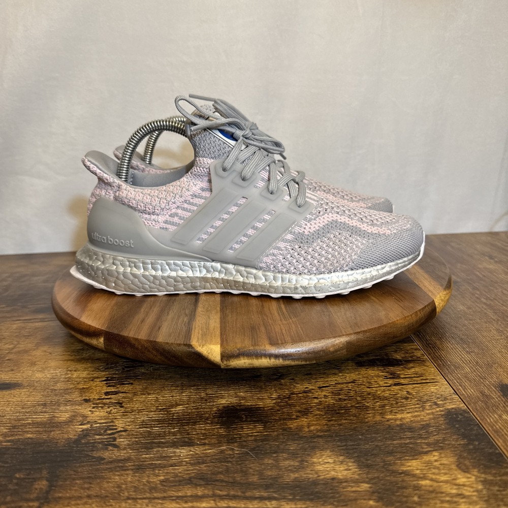 Adidas Ultraboost 5.0 DNA Running Shoes Women’s Sz 8 NASA Space X Pink Silver
