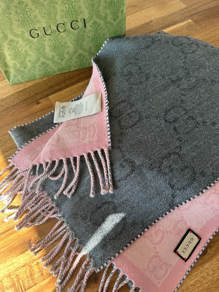 Gucci Fringe Scarf 727724 3GABR Gray x Pink