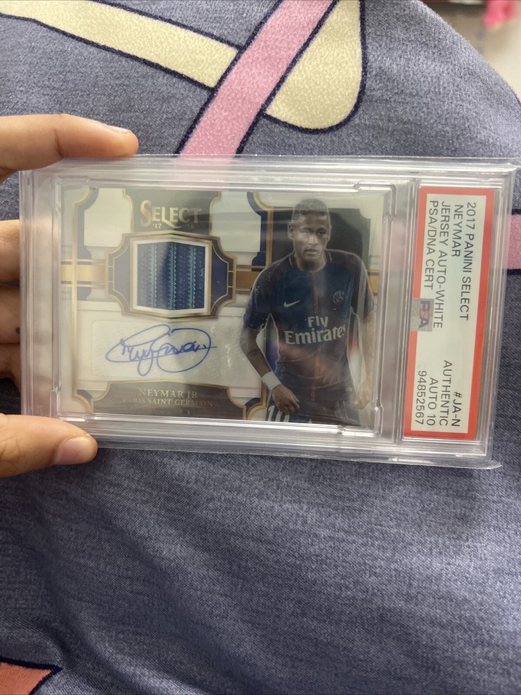 2017 PANINI Select Neymar JR.  auto patch 12/20 psa10！good！