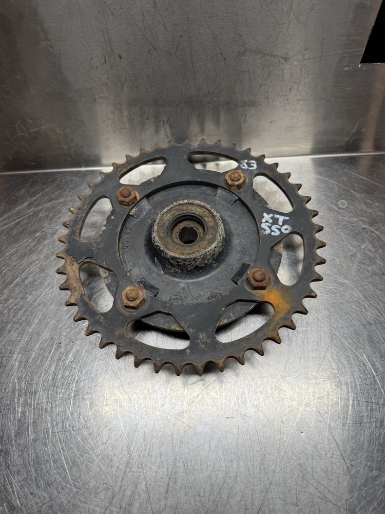 Yamaha XT550 XT 550 Rear Hub Brakes Wheel Drive Cush OEM GENUINE 5Y100 1983