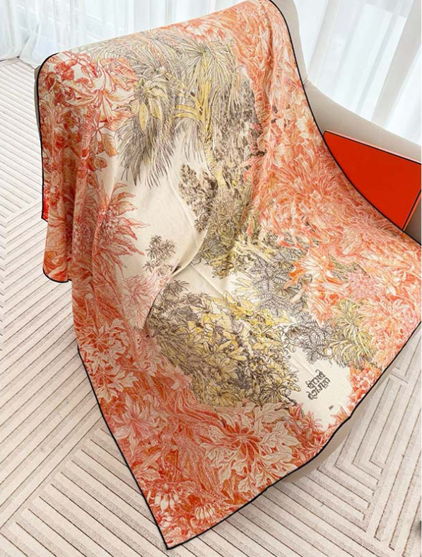 70% Cashmere 30% Silk 135X135cm Wrap Scarf pink forest Print Triangle Shawl new