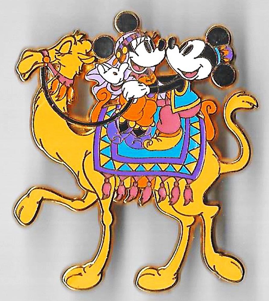 MICKEY MOUSE MINNIE PIN DISNEY TOKYO SEA ARABIAN RIDING CAMEL 2001 DESERT