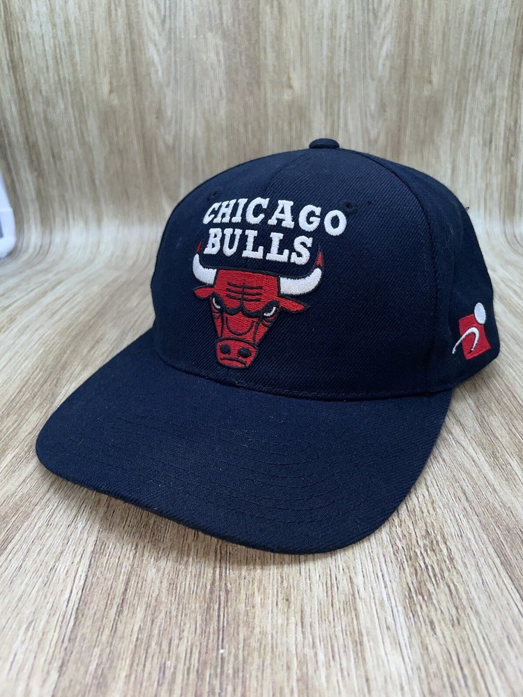 90s Vintage Chicago Bulls Snapback Hat by Sports Specialties Black Preowned
