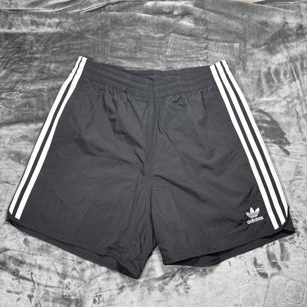 adidas Originals Classics Sprinter Shorts Black White HS2069 Men's Size Medium