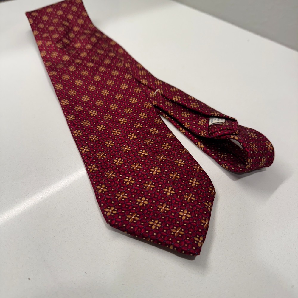 John W Nordstrom Tie Red Geometric Floral Made in USA 100% Silk Formal Necktie