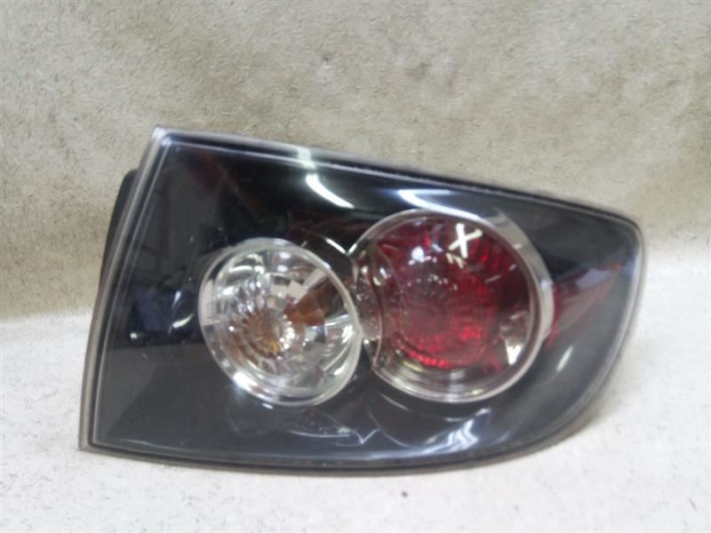 07-09 Mazda 3 Right Tail Light Sedan Quarter Mounted OEM 126-199272