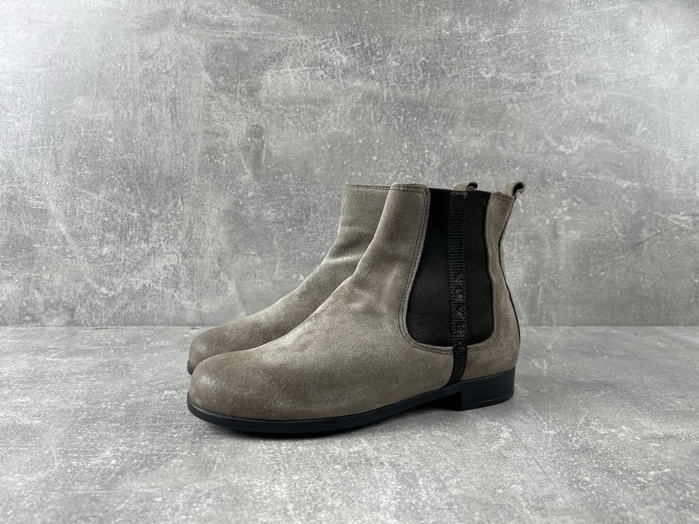 Prada Suede Beige Chelsea Kids Shoes Size 33 Made In Italy