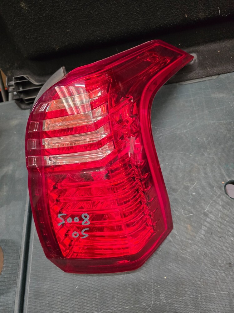 PEUGEOT 5008 Right Rear Taillight OSR Driver Side
