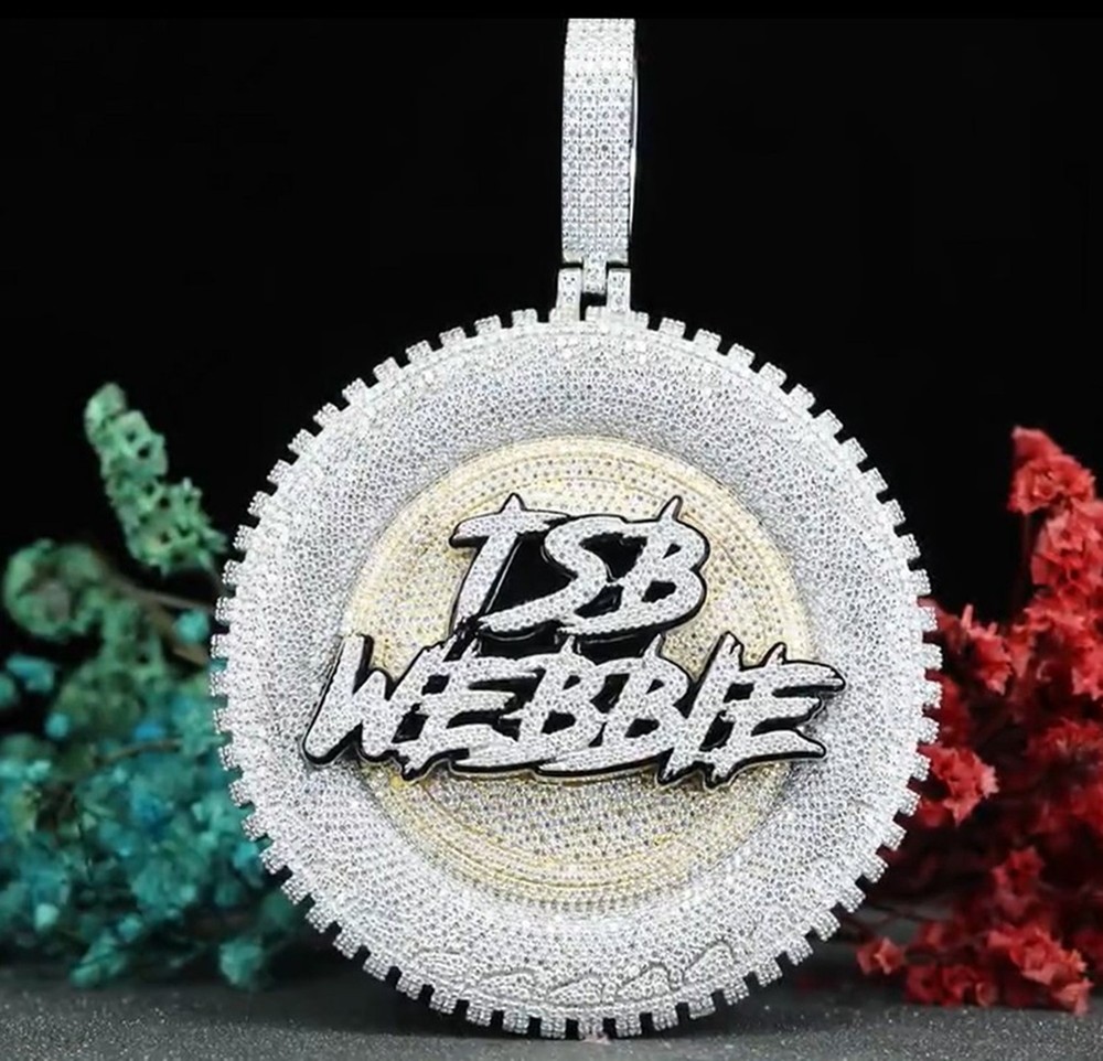 Customizable 1.5-3.5 Inch VVS1 D White Moissanite Hip Hop Name Pendant