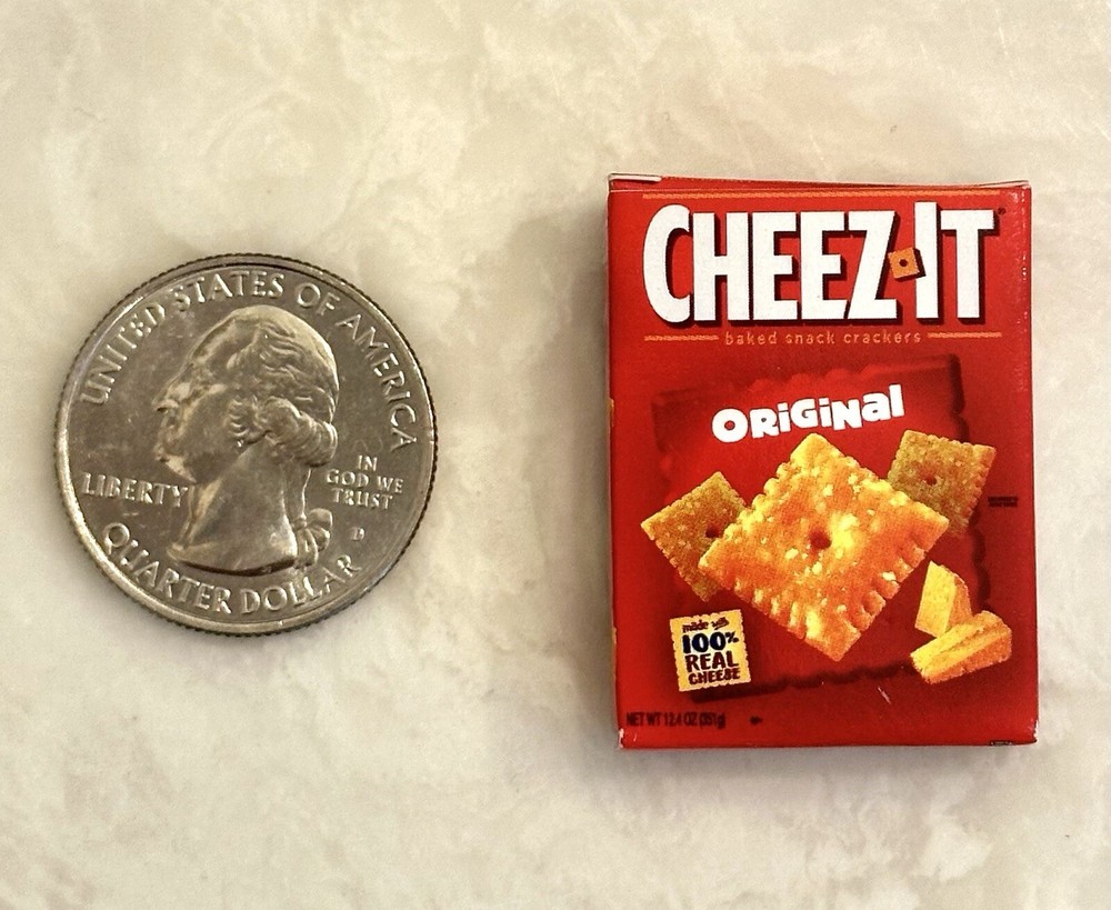 Series 4 CHEEZ IT Box Miniature MINI BRANDS Toys Zuru 5 Surprise Toy Brand New