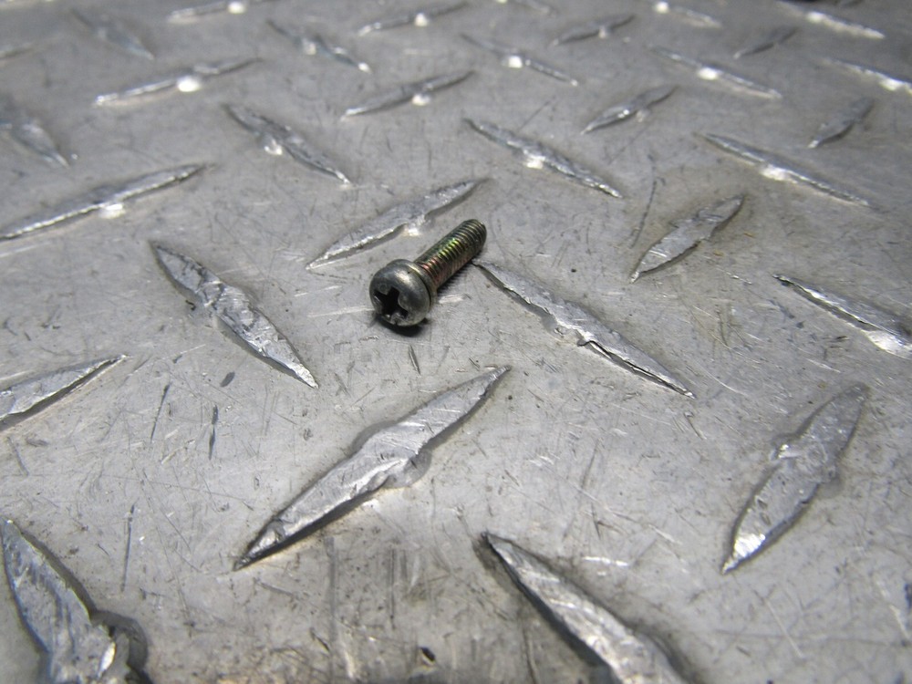 1985-1987 Kawasaki ZL900 ZL1000 Carb Float Bowl Screw 223C0416 OEM