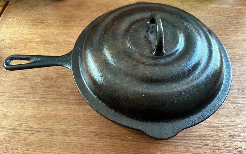 OZARK, Crescent Fd'y No.8 Cast Iron DEEP Chicken Fryer Skillet & Lid - St. Louis
