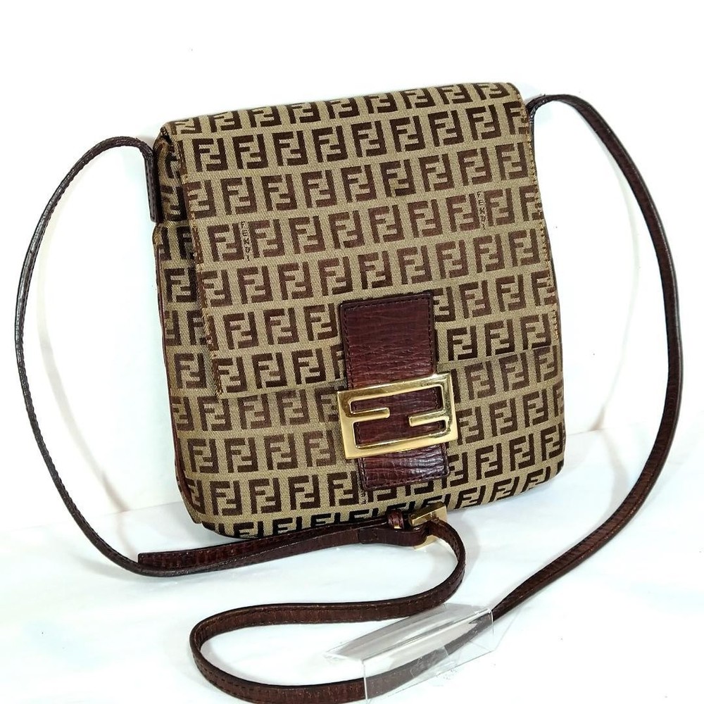 FENDI Mamma Bucket Shoulder Bag in Brown Canvas Authentic I0516461