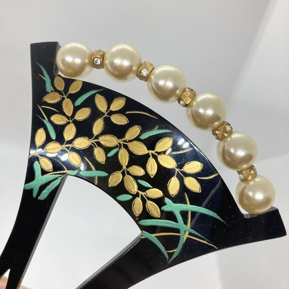 Stylish Gold Lacquered Tortoiseshell Pearl Kanzashi Flower Hair Pin - Brand New