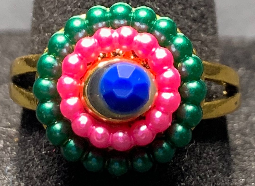 Vintage Antique Gold Tone Rhinestone Cocktail Ring - Size 8