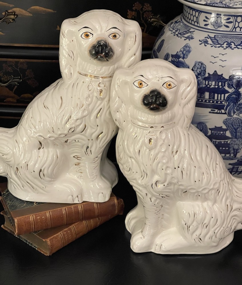 19C Rare White Staffordshire Spaniel Fox Mantle Dogs 15