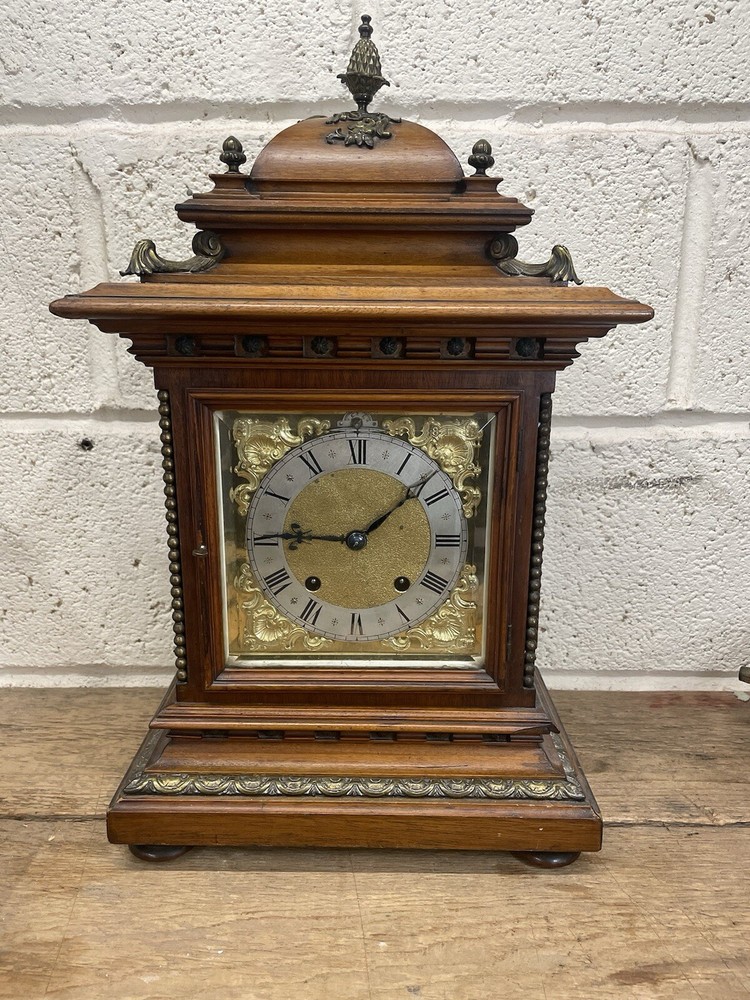 Antique Reinhold Schnekenburger RSM Bracket Clock. Walnut Case. Working