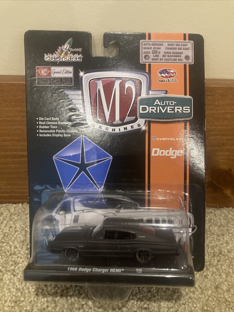 M2 Machines Auto-Drivers 1966 Dodge Charger HEMI Special Edition 1:64 Diecast
