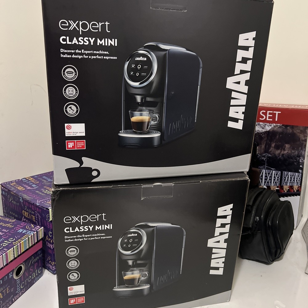 Lavazza Classy Mini Single Serve Espresso Coffee Machine Auto & Programmable-New