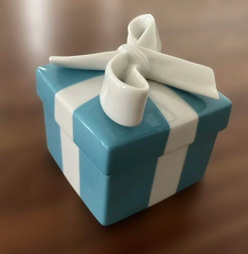 Tiffany & Co Mini Blue Bow Porcelain Gift Box 5x5x4cm