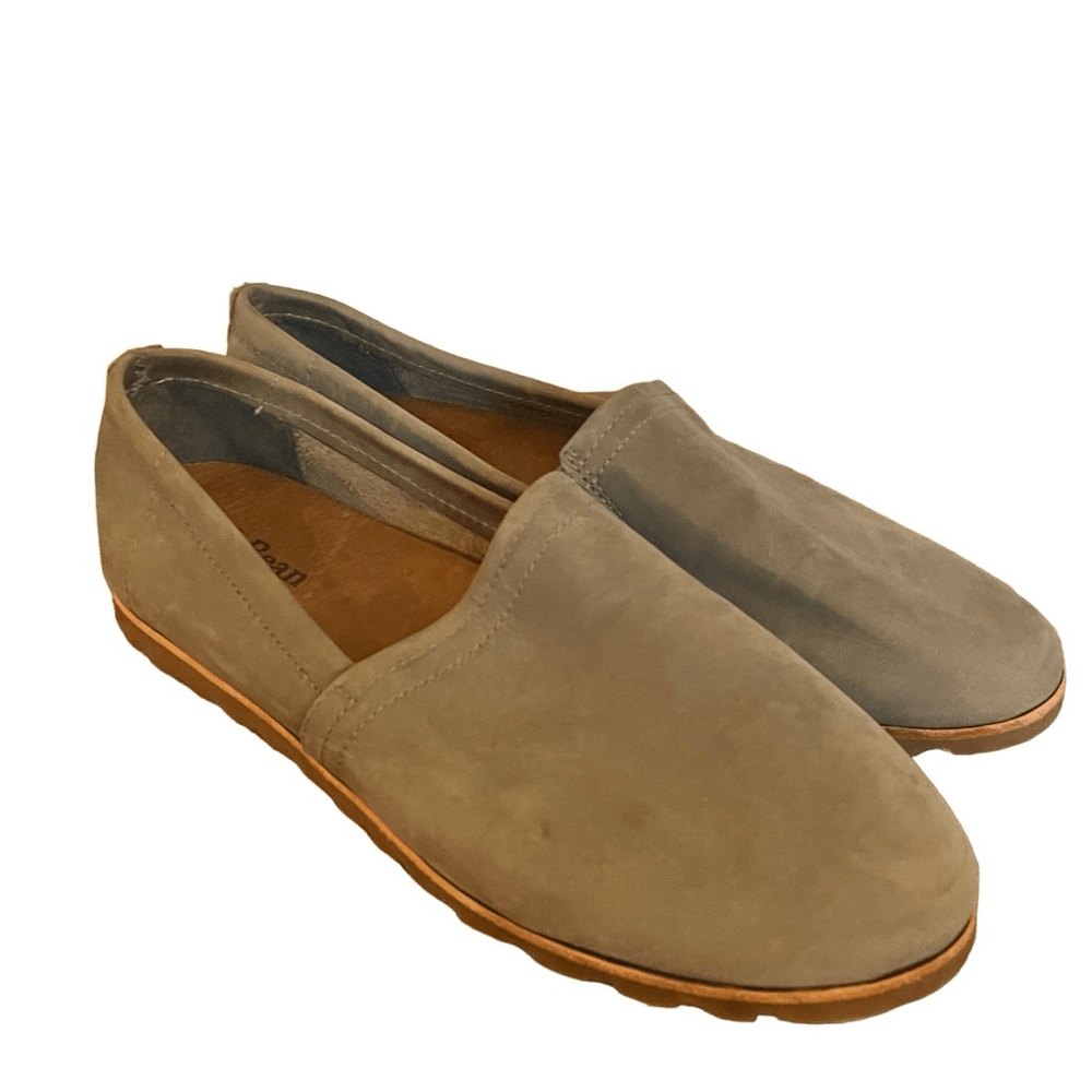 L.L. bean lakewashed Sedona sage leather slip on flats size 9.5