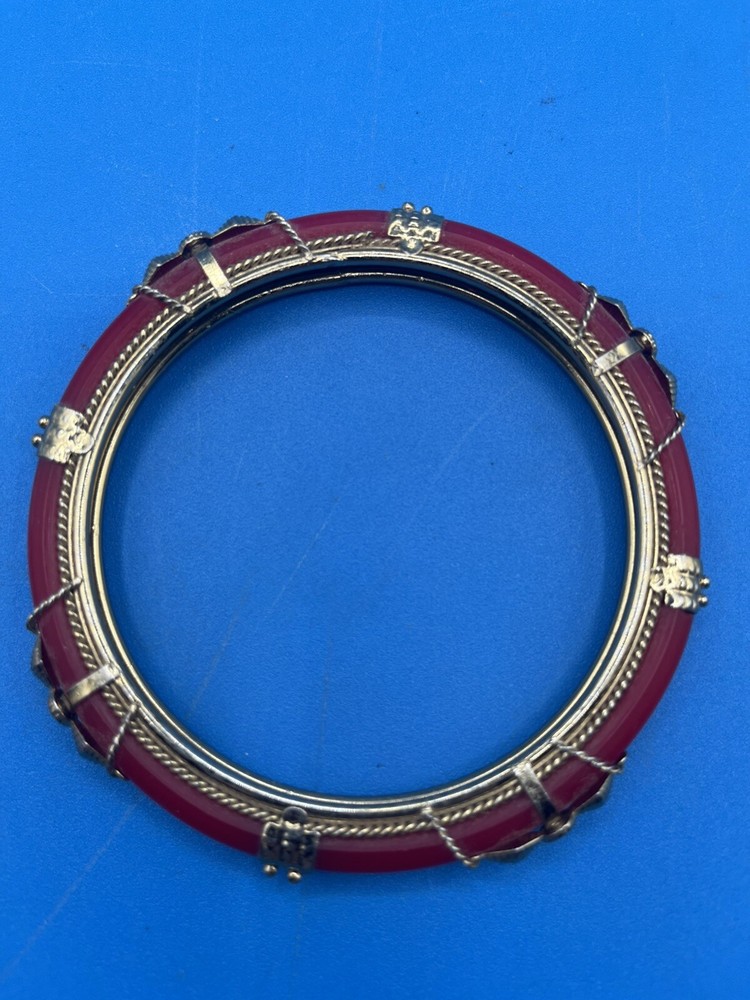 Vintage Lucite Bangle Bracelet Red Faux Jade Gold Tone Accents