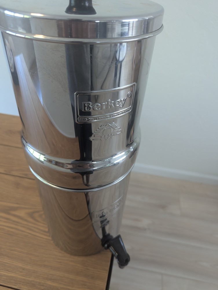 Travel Berkey Ceramic Water Filter System - Silver