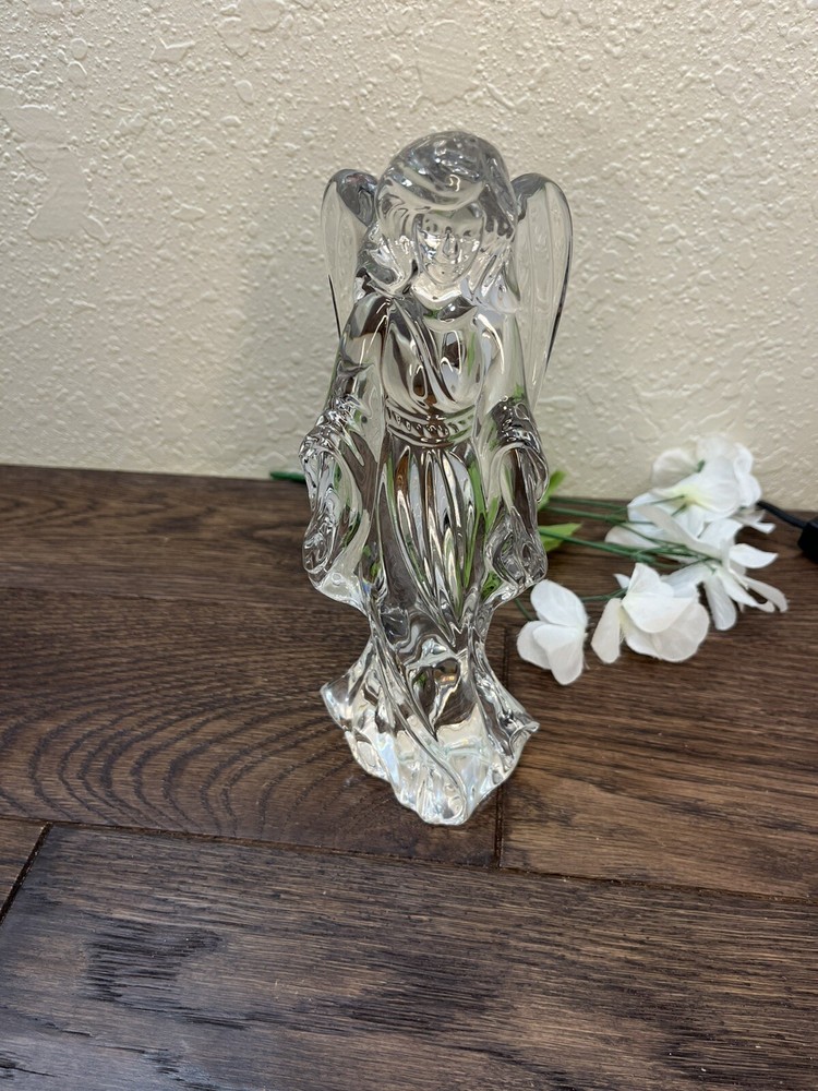 LENOX LEAD CRYSTAL ANGEL FIGURINE HOME FOR THE HOLIDAYS NATIVITY 9 