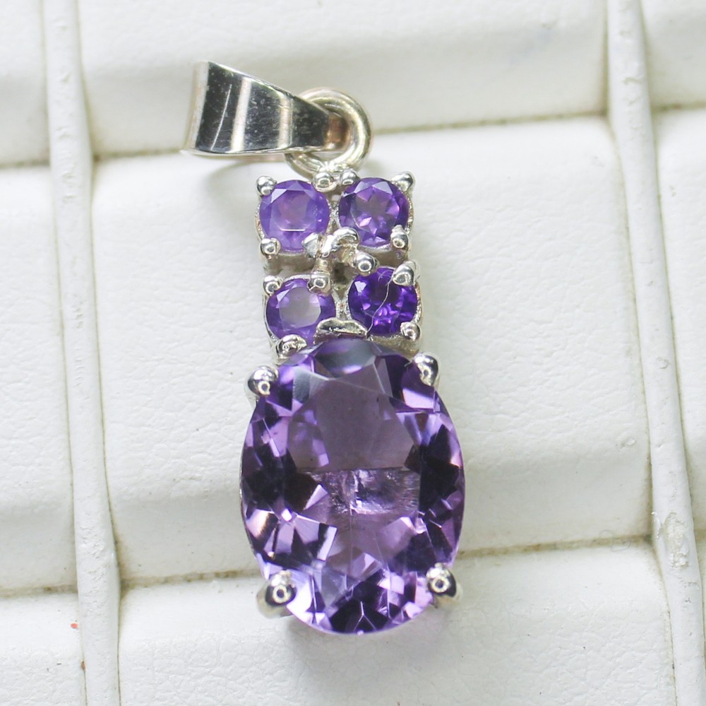 Natural Purple Amethyst Vintage Pendant With 925 Sterling Silver 2.40 Grams