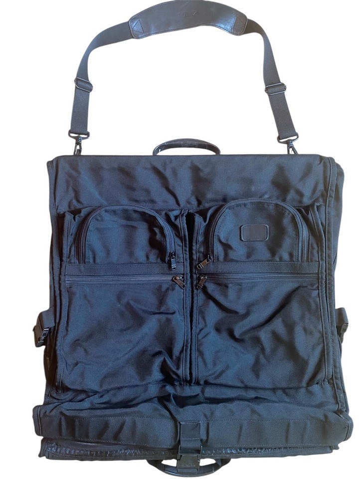 TUMI Bi-Fold Garment Bag Luggage Ballistic Nylon Suit Dress BLACK Made In USA.