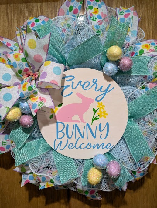Easter Bunny Welcome Wreath with Every Bunny Welcome Sign