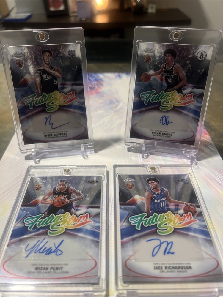 2025-26 Topps Chrome Future Stars Rookie Auto Lot. 4 Cards